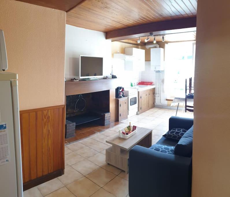 Appartement Plein Sud Au Rdc Avec Terrasse Et Parking Bagnères-de-Bigorre Kültér fotó